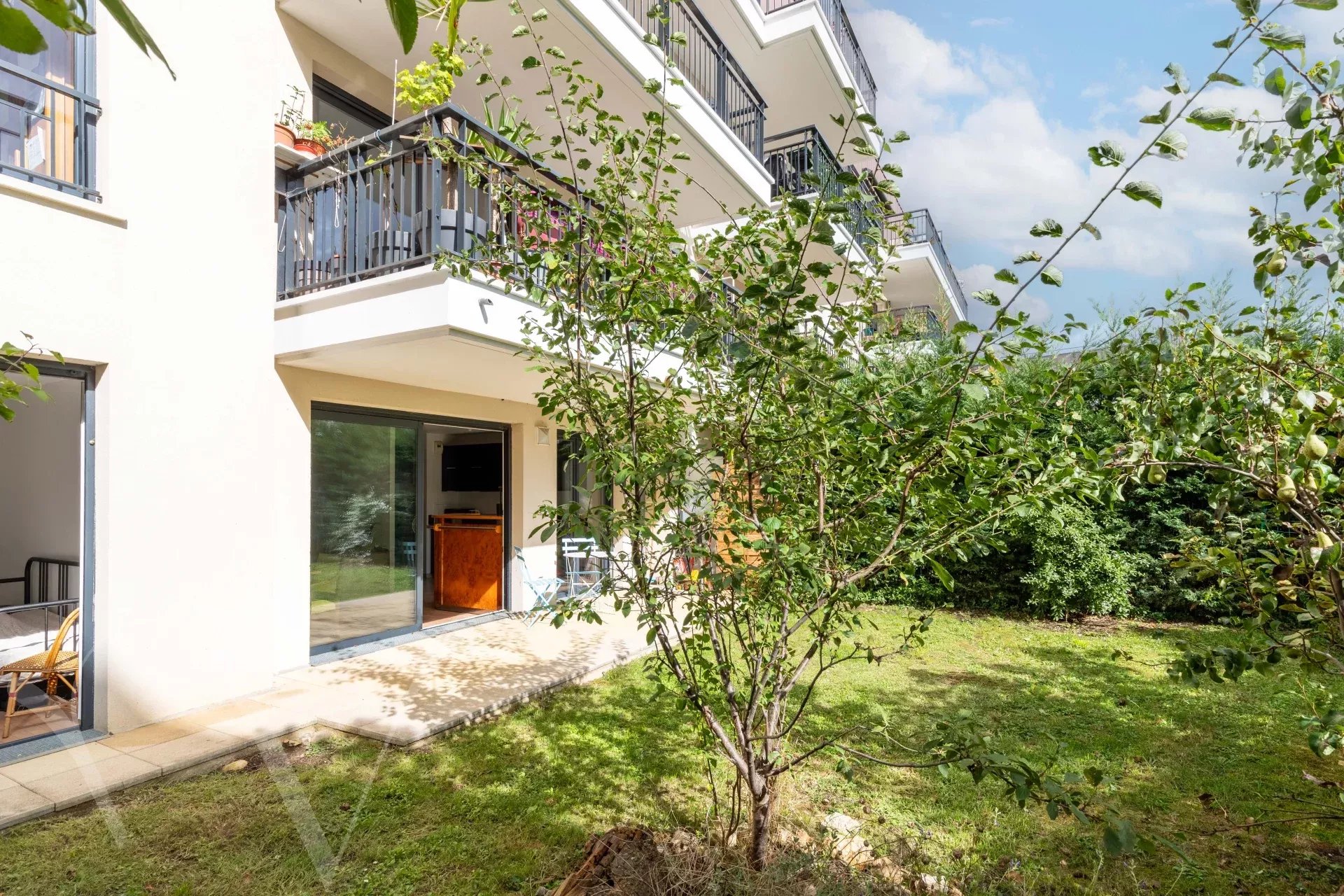 Appartement à vendre –  Montrouge – 78m² – 2 chambres – Jardin de 100m² de plain-pied