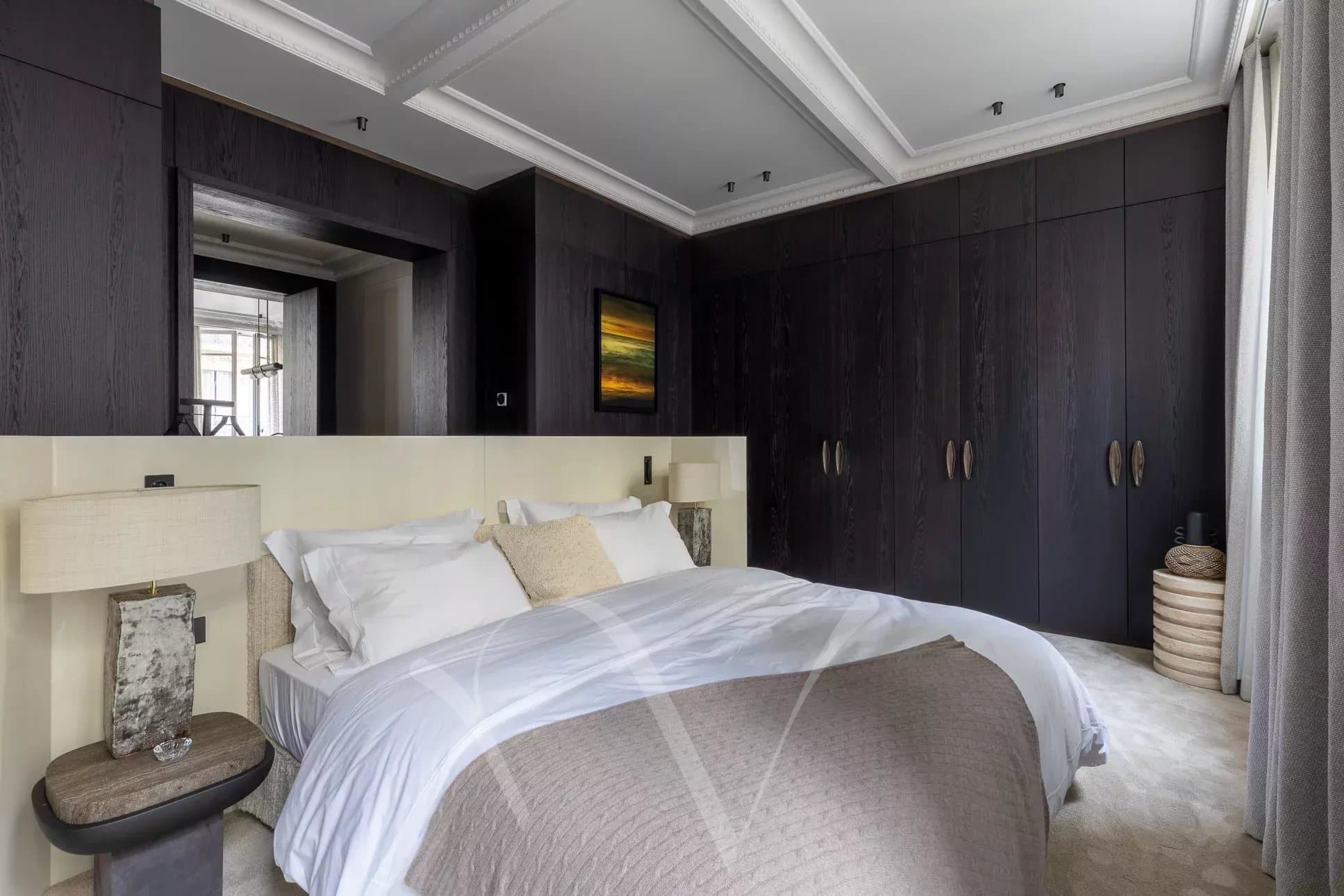 Luxueux appartement au cœur de Paris 8e Triangle d’or 3 chambres